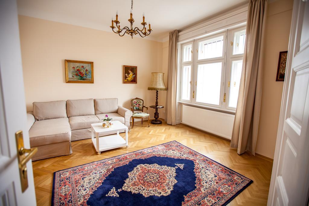 Schieszl Apartments 2 Budapest Bagian luar foto